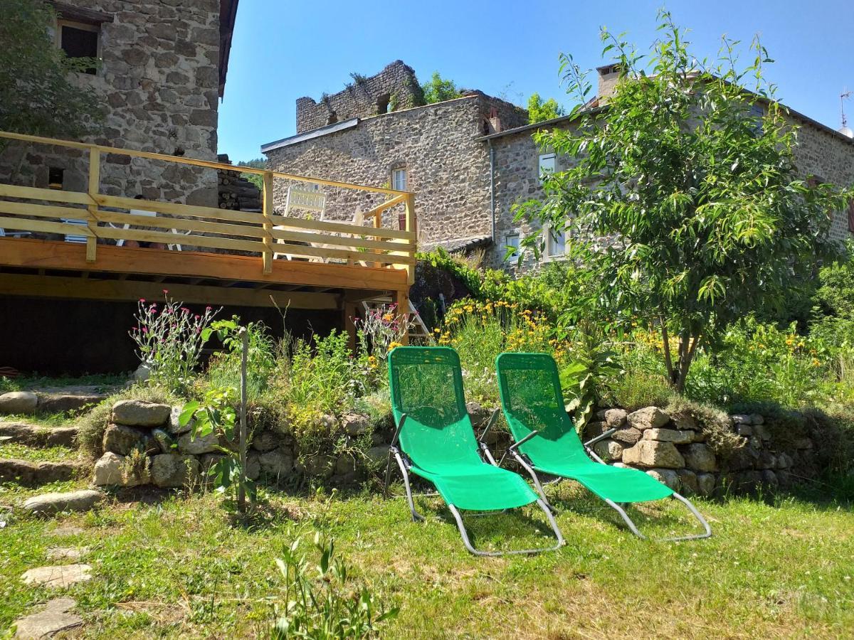 Les Pentes Du Chateau De Retourtour Lamastre Exterior foto